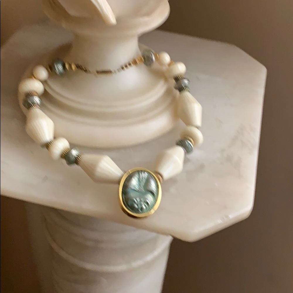 Art Deco  lucite & Peking Glass necklace
